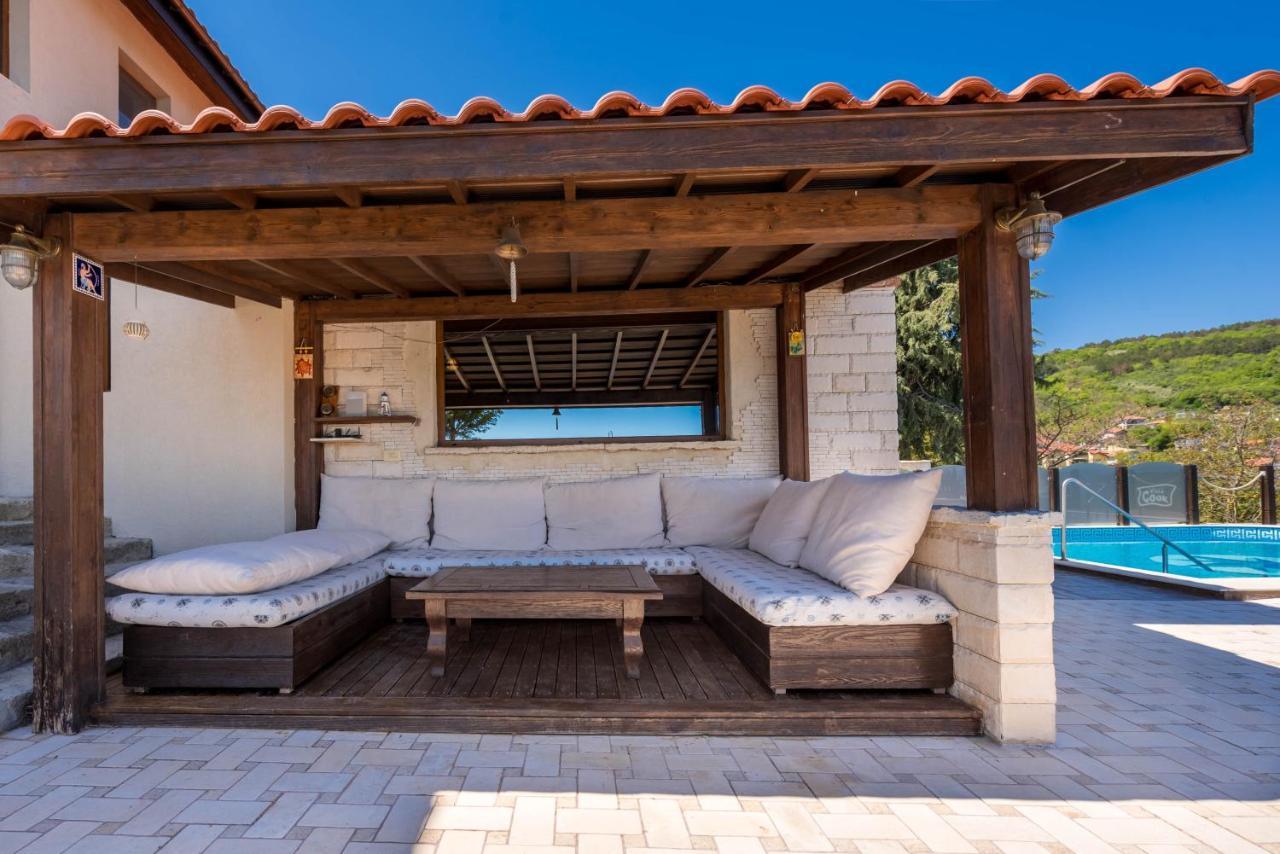 Villa Cook With Sea View - Heated Pool - At Balchik Bagian luar foto